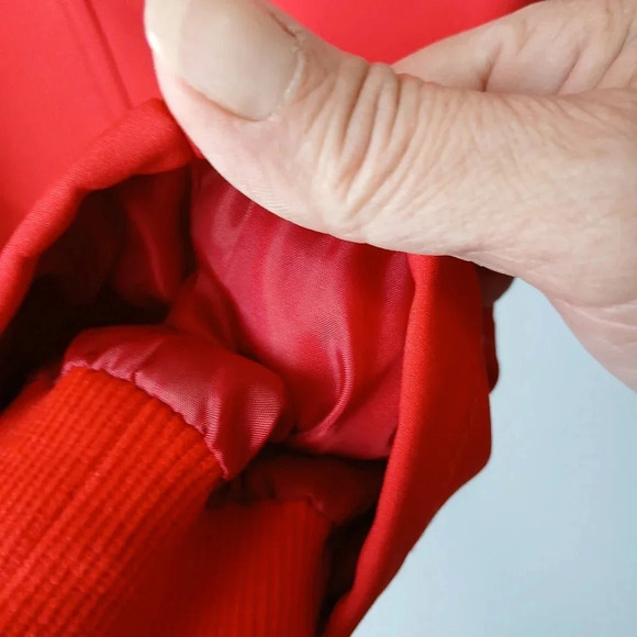 Montanatek women's size Large red zip up jacket with front pockets class… - Picture 5 of 10